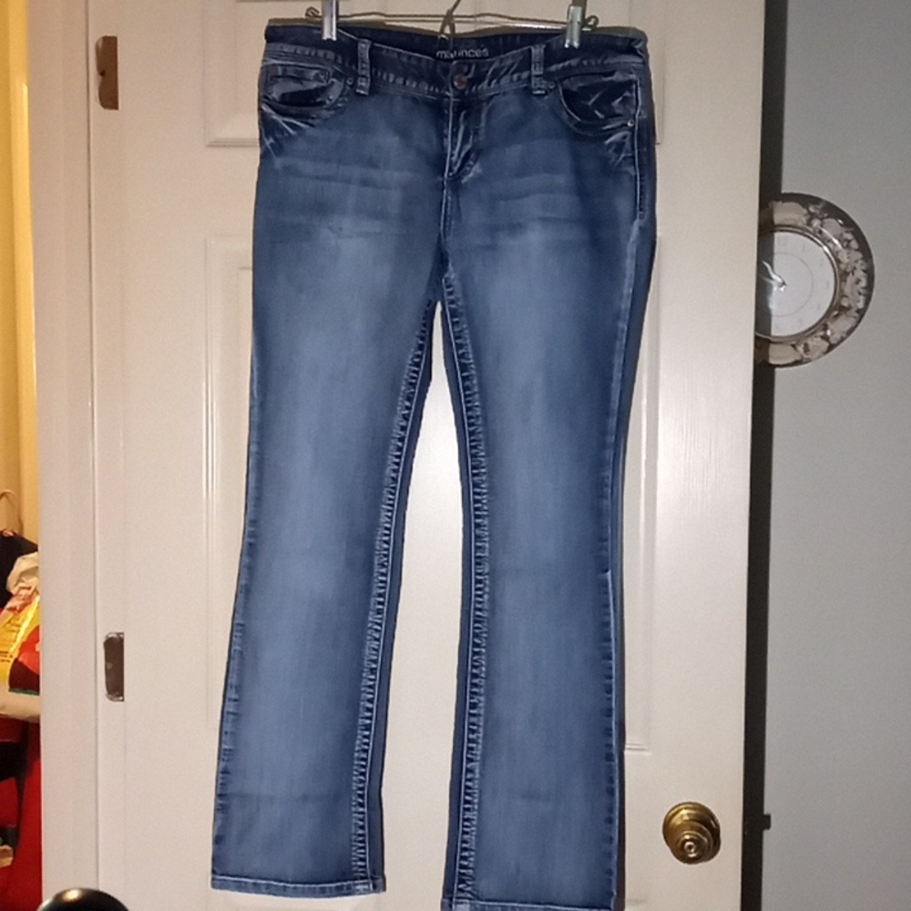 Maurices jeans